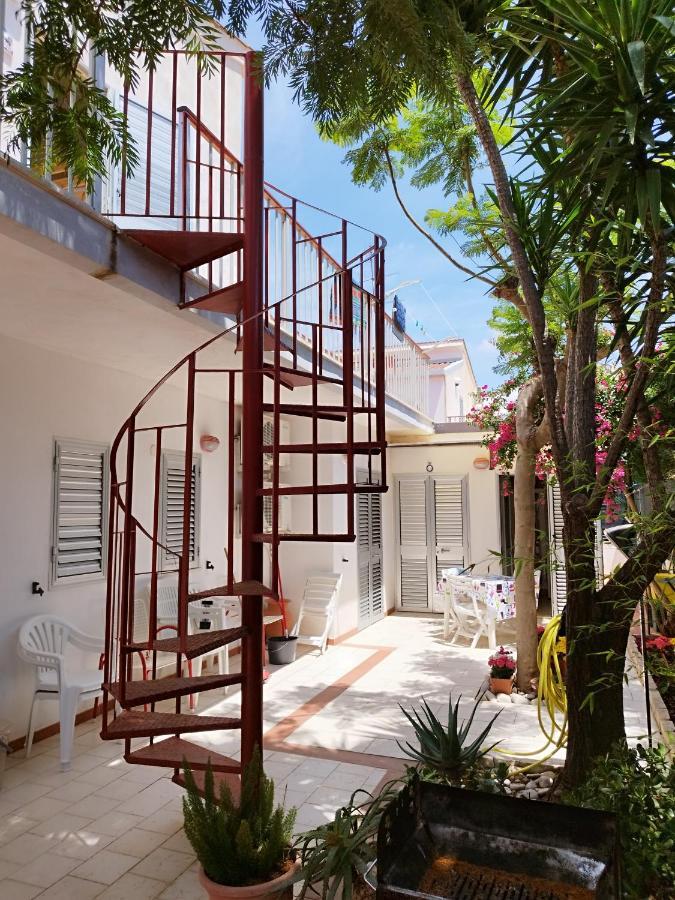 Garden Hotel Villaggio Azzurro Kültér fotó